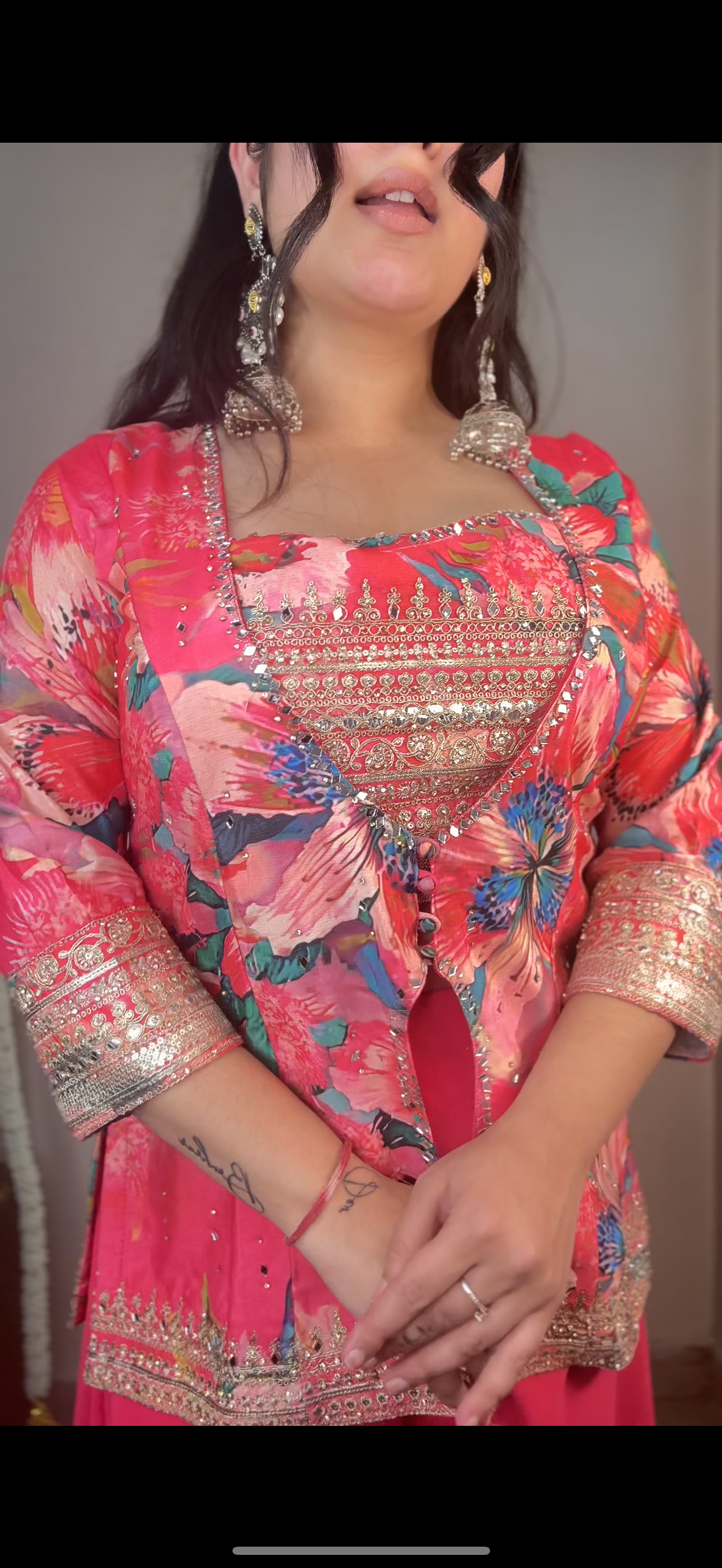 Flower indi set