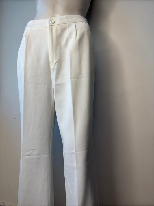 White bellbottom rte038