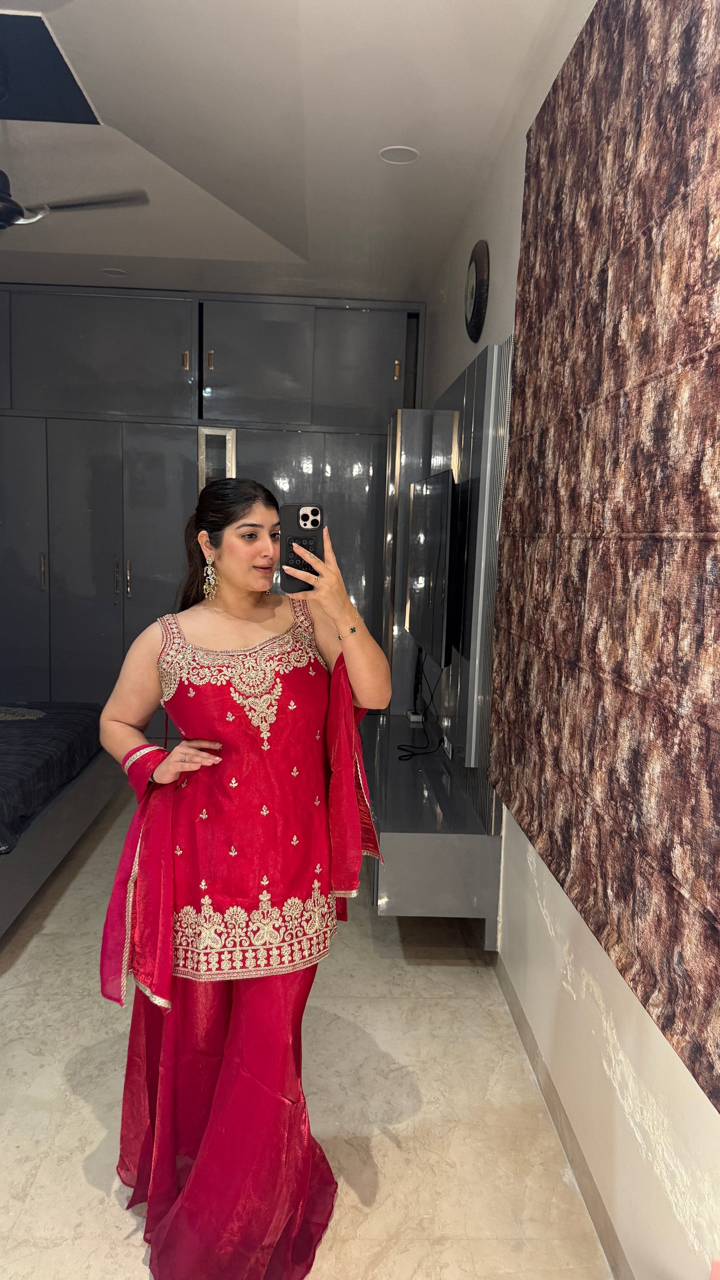 Rekha set