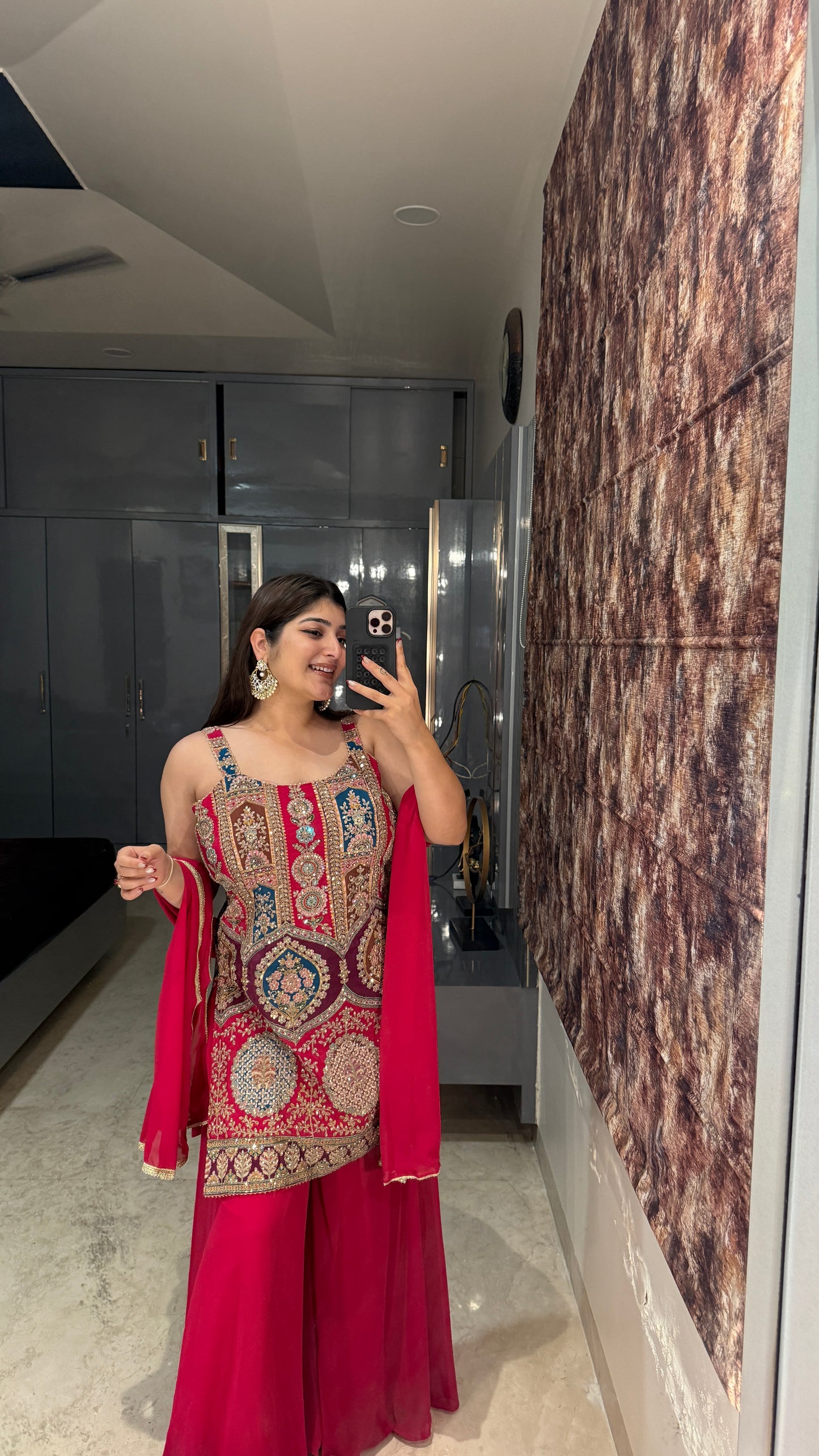 Maahi set