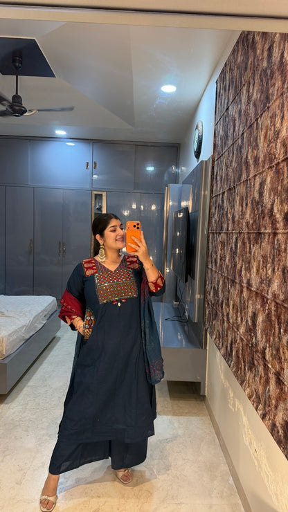 Pocket design kurta set