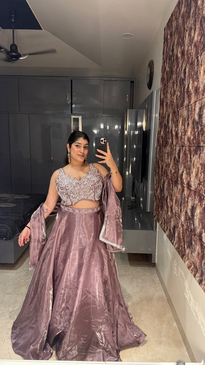 Kashmira lehenga