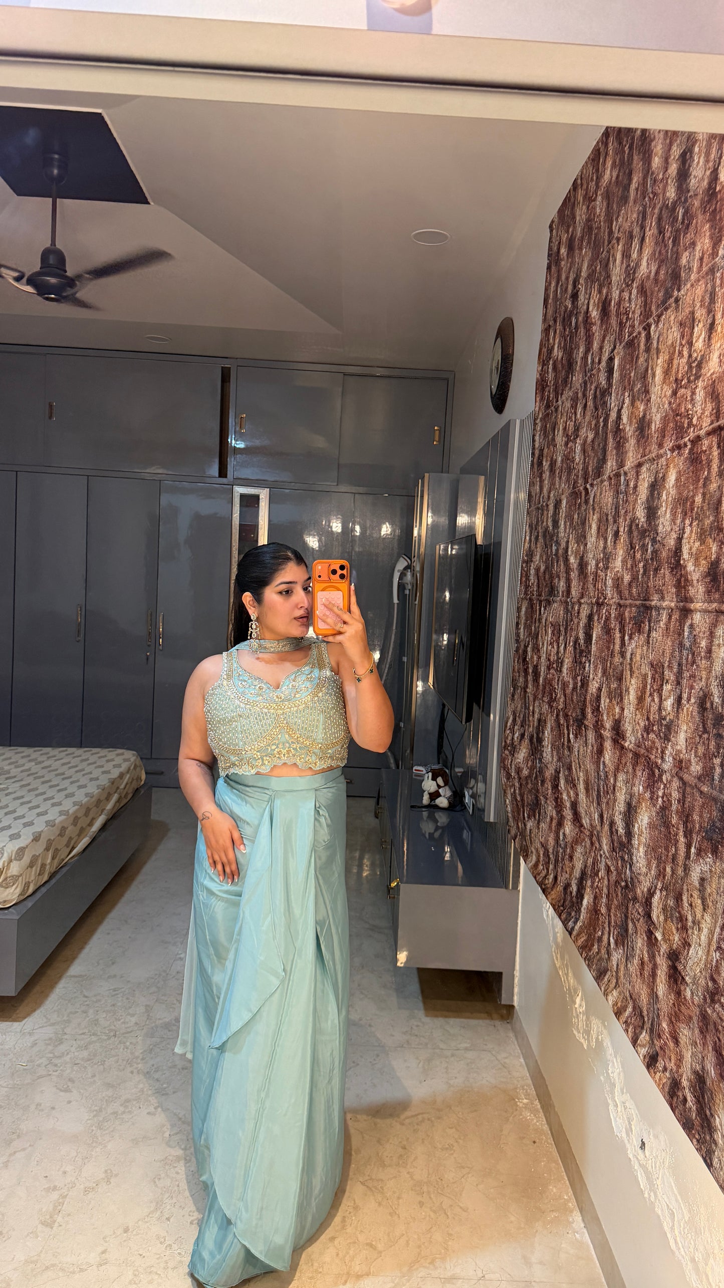 Bebo set