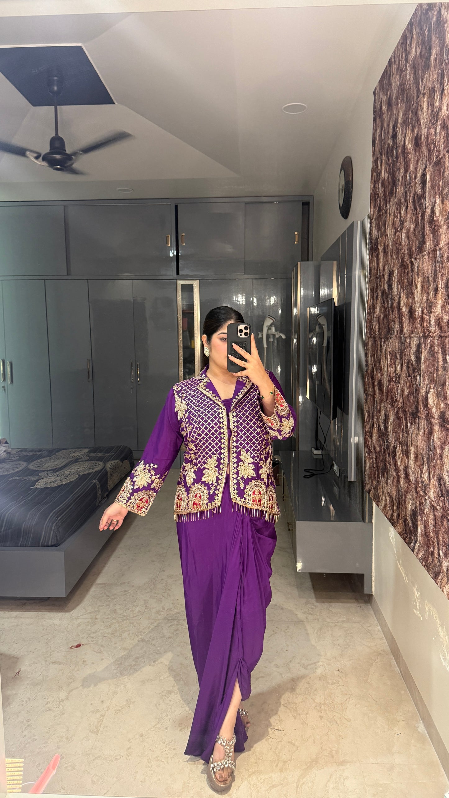 Myra outfit