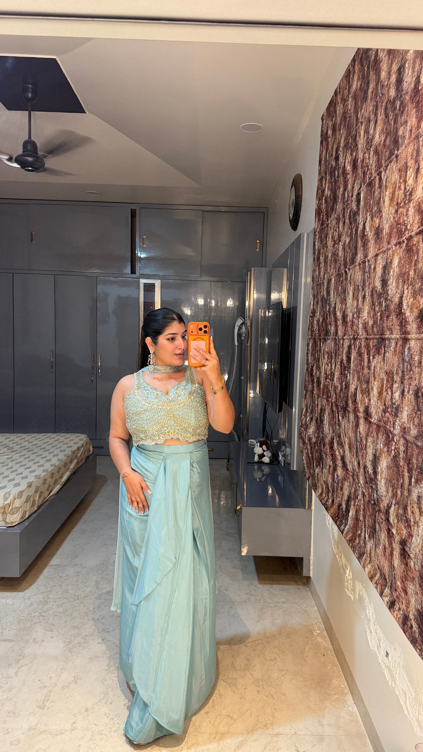 Bebo set