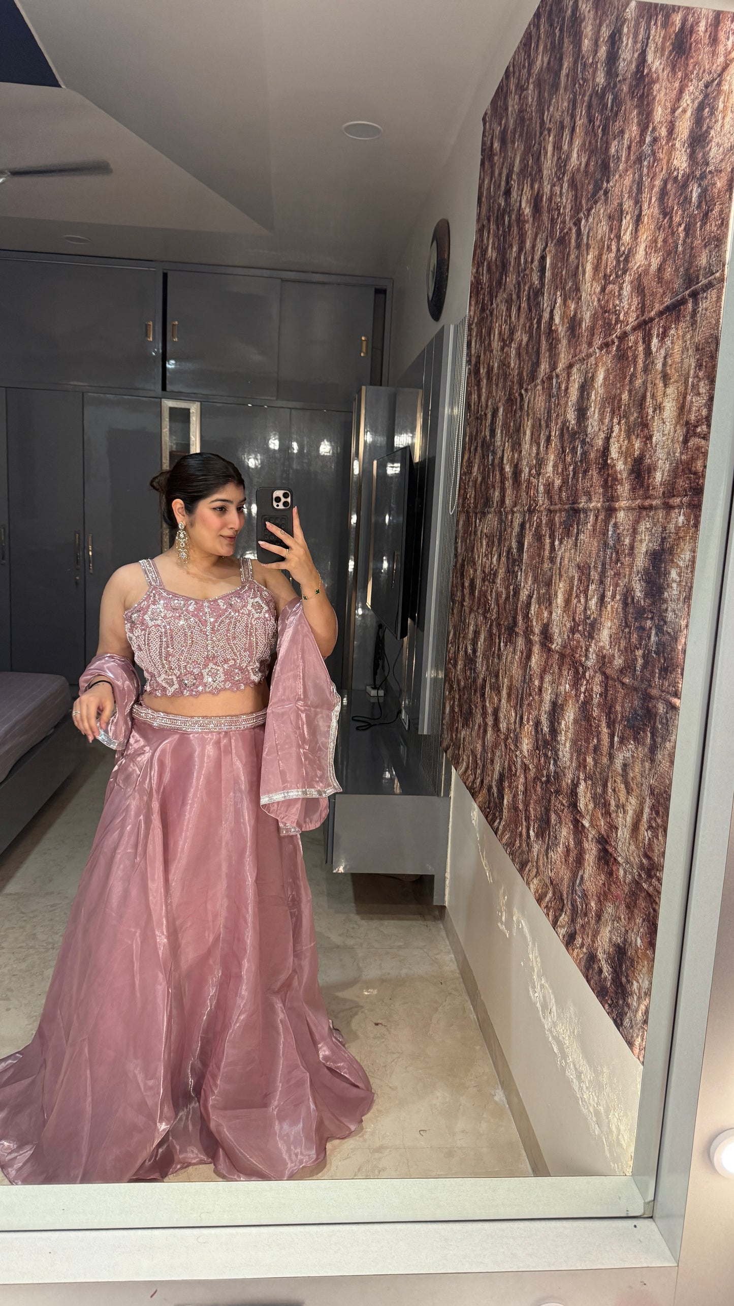 Kashmira lehenga