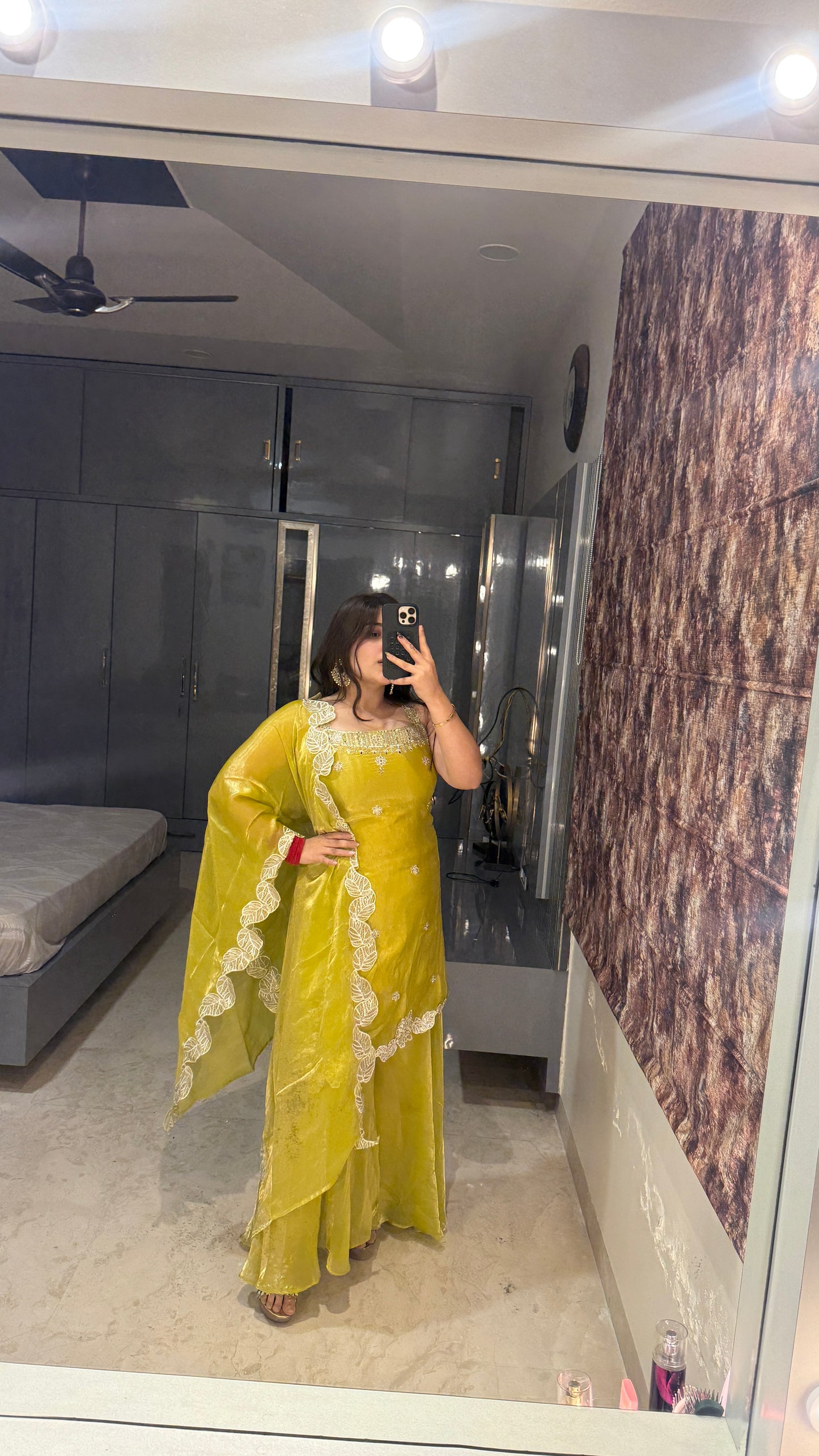 Zimi plazo set(haldi yellow)
