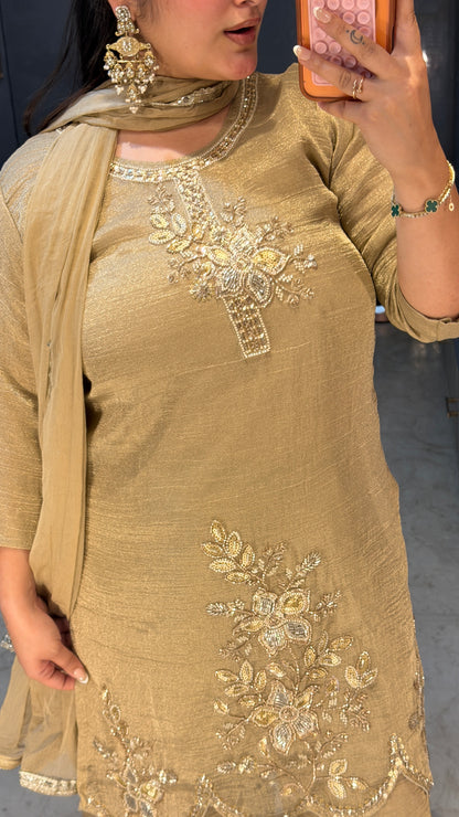Zari round neck