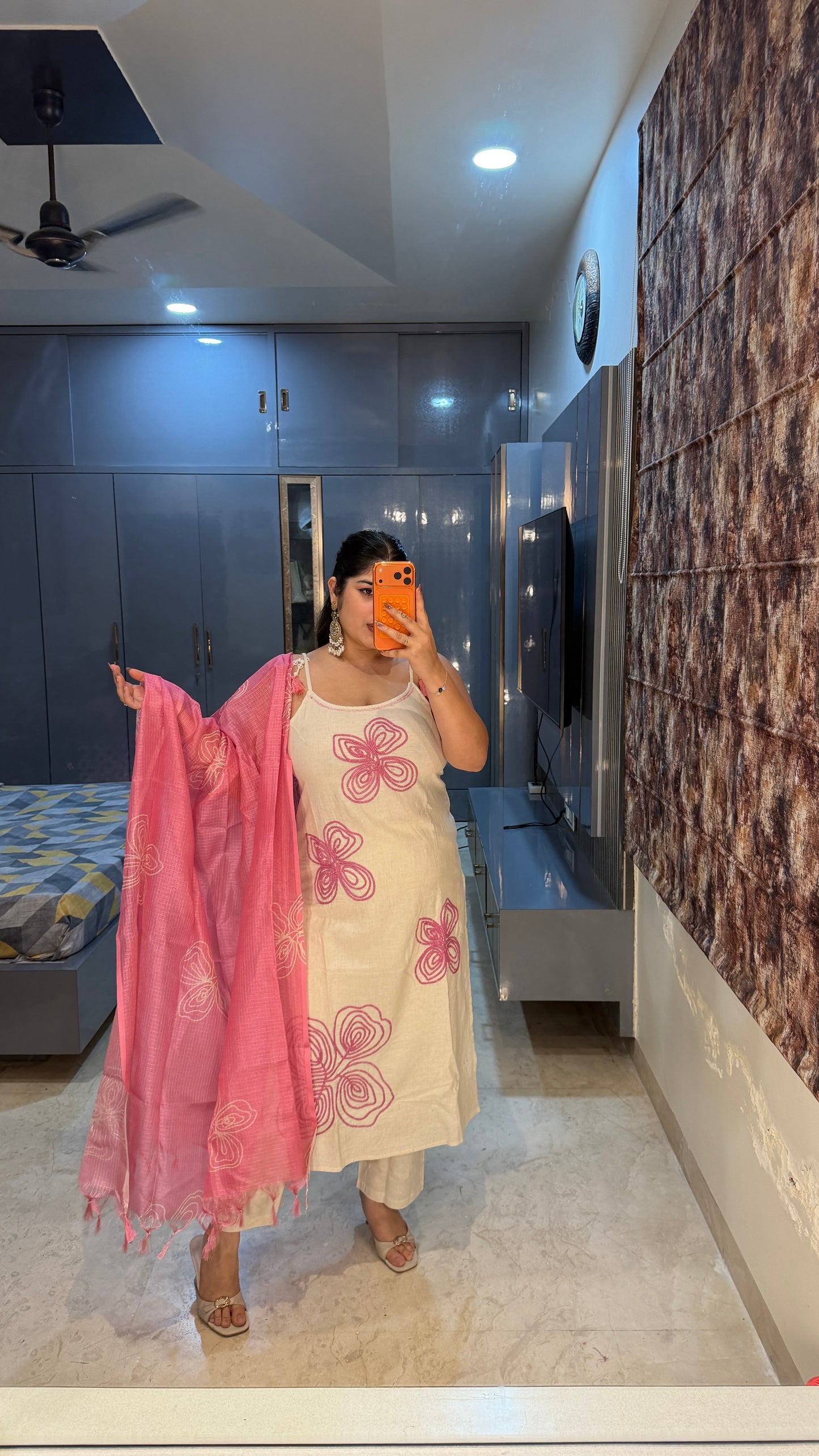 Emborided flower kurta