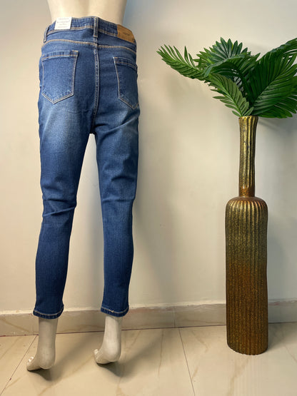Skinny fit jeans(ankle length)