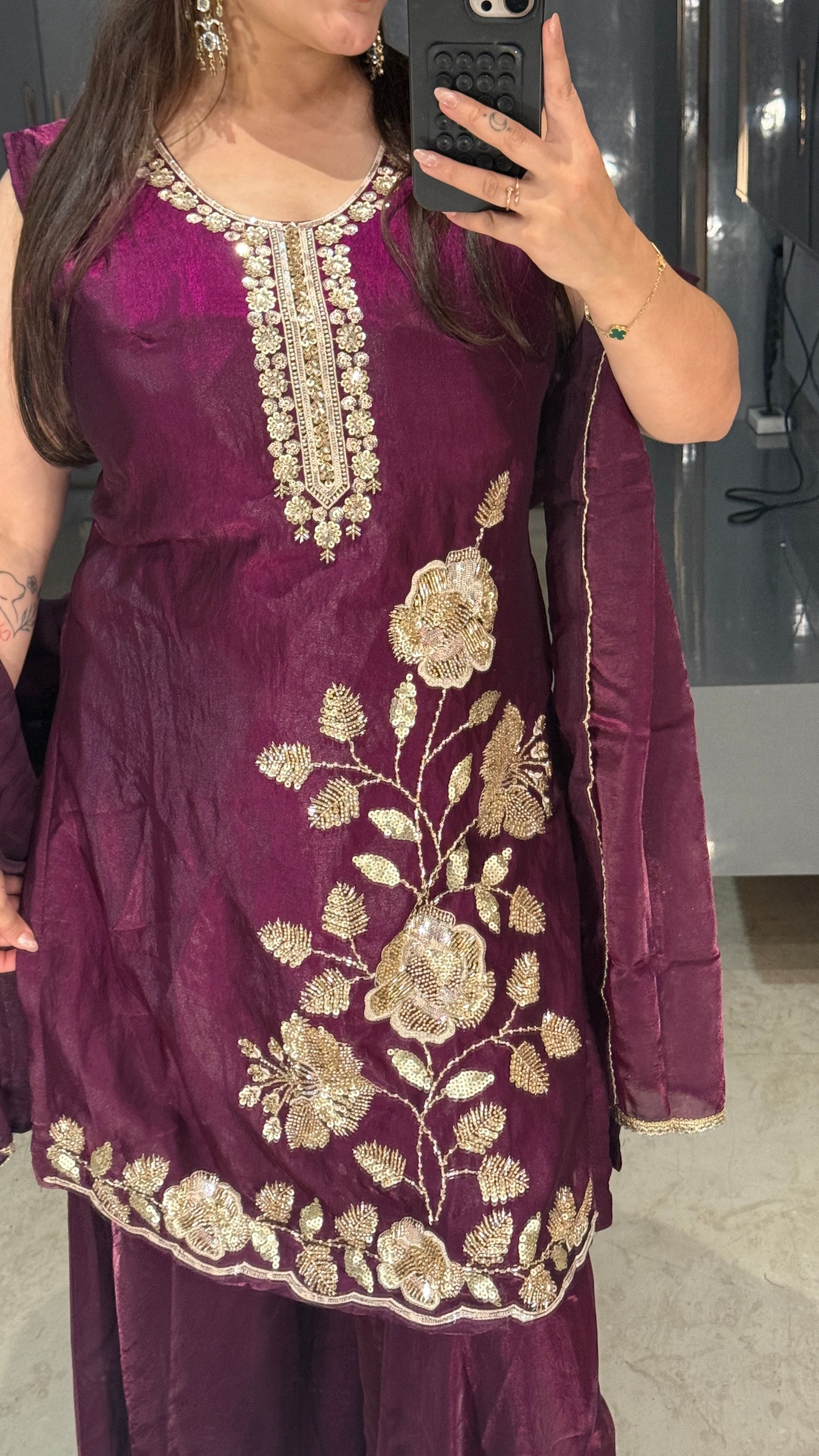 Niara set