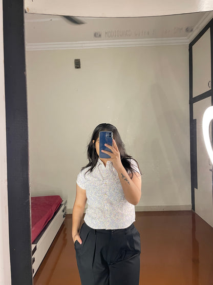 Floral crop shirt