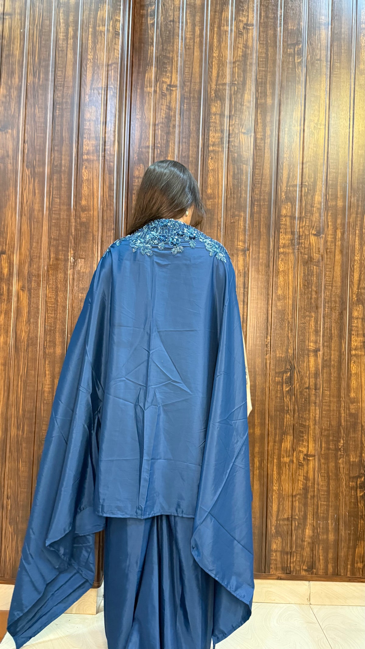 Maya shrug set