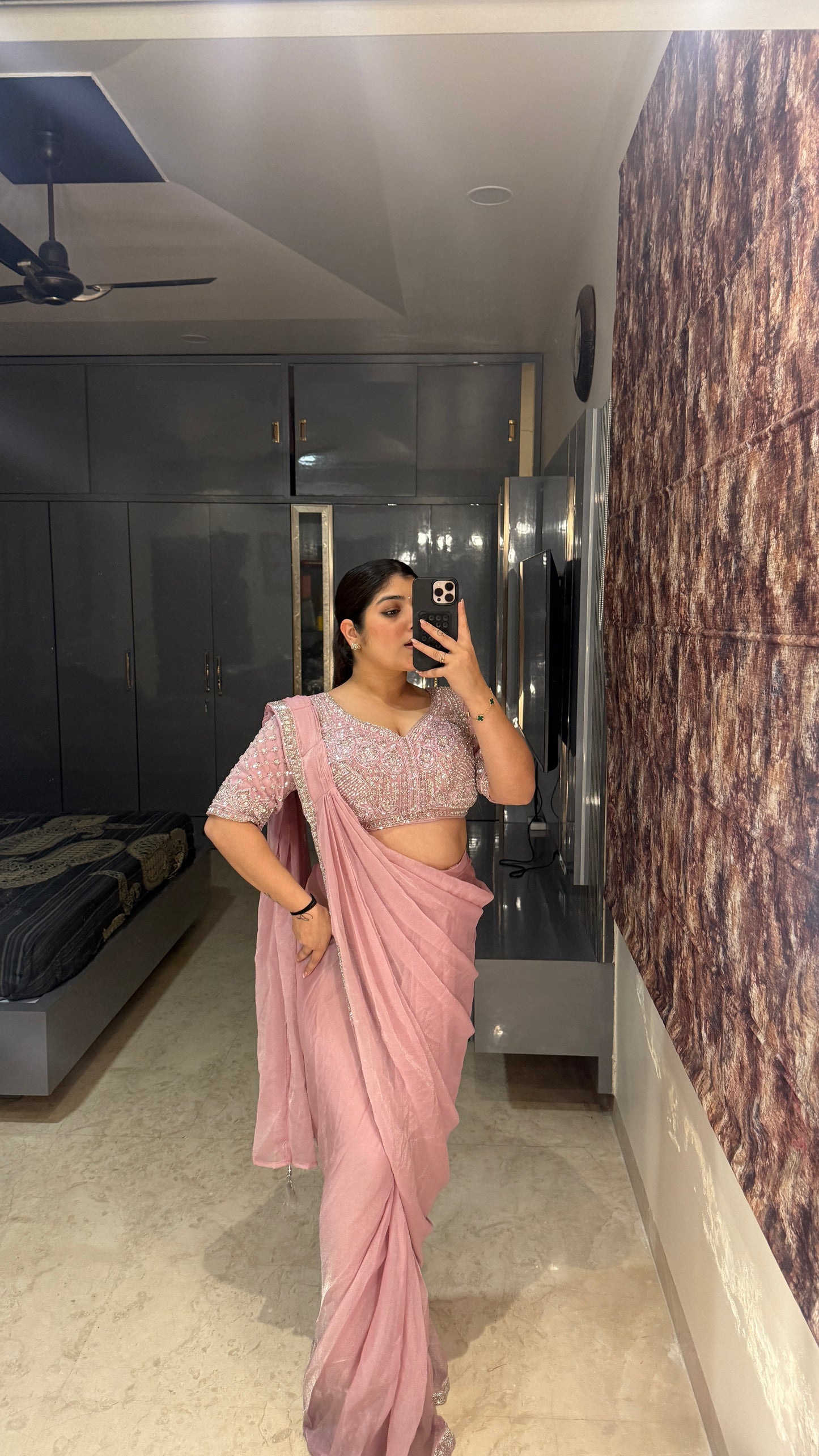 Shreya saree