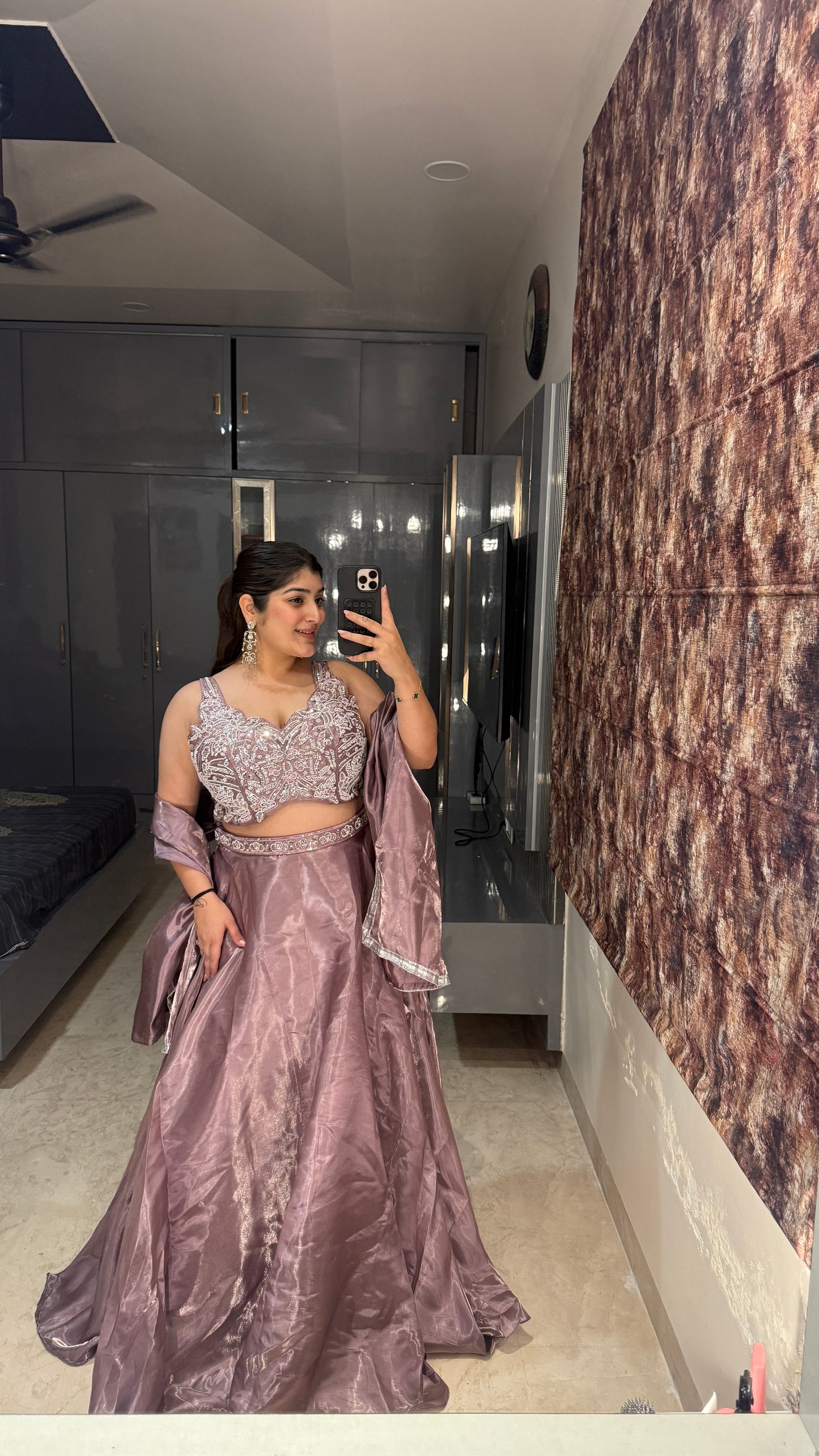 Kashmira lehenga