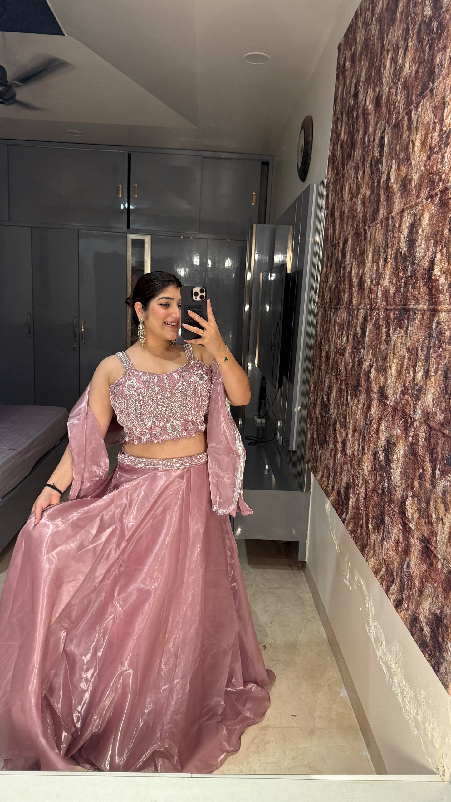 Kashmira lehenga