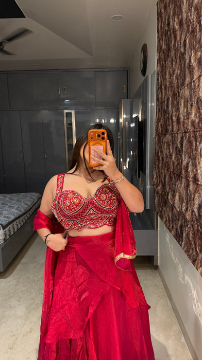 Scarlet outfit