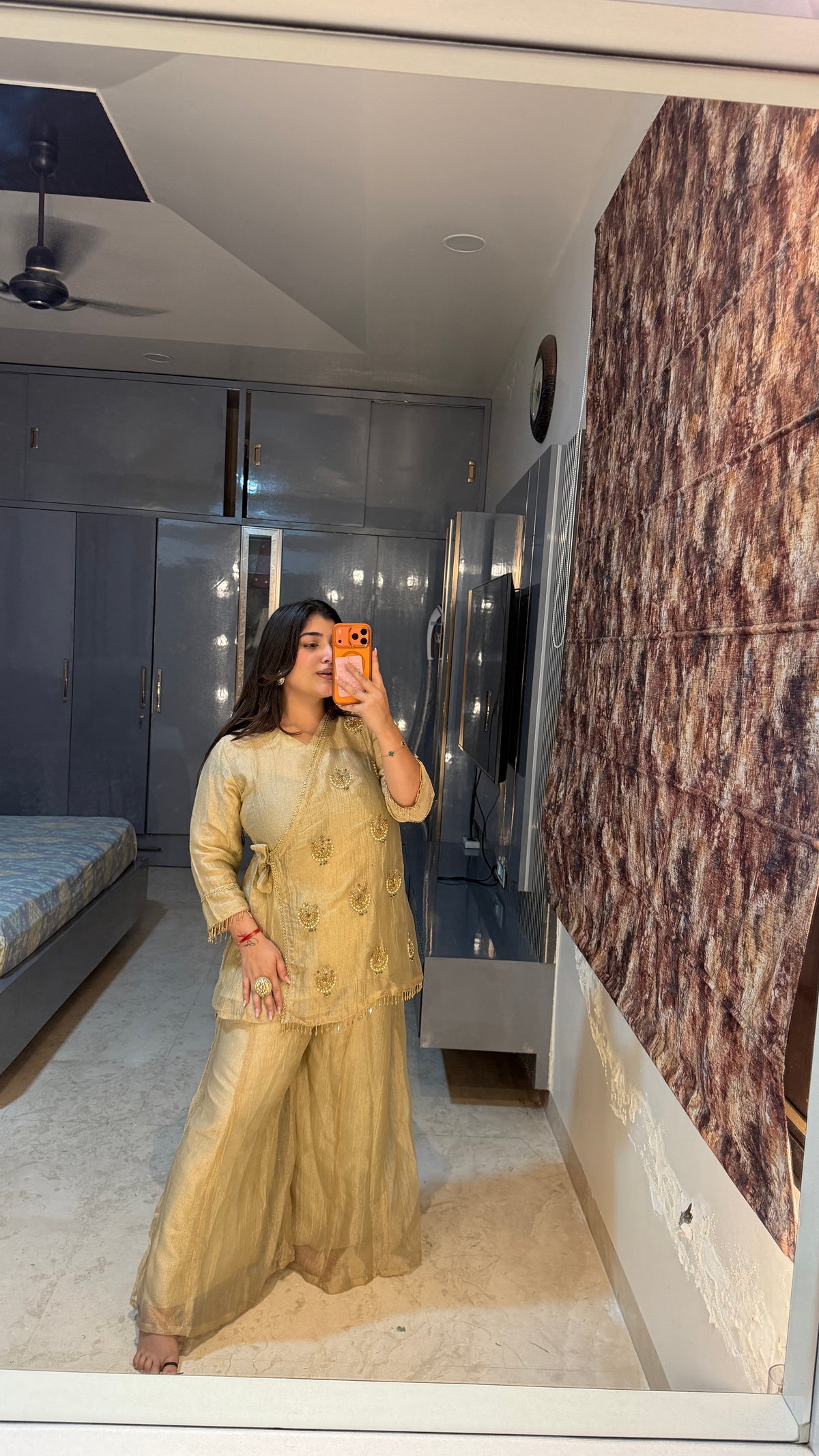 Roop Sona set