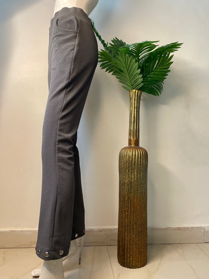 Strechable pants with pockets