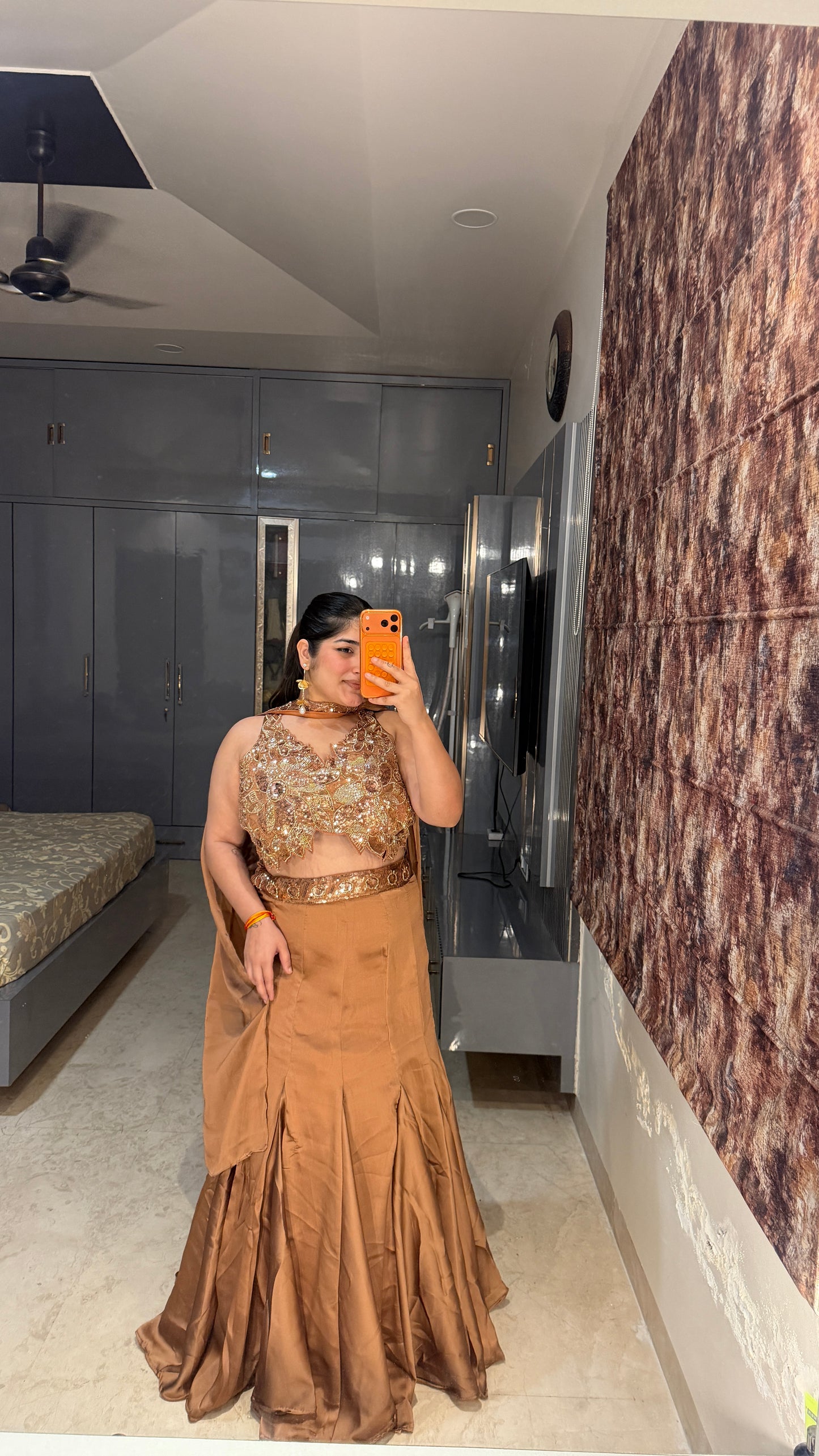 Oye hoye lehenga