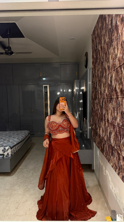 Scarlet outfit