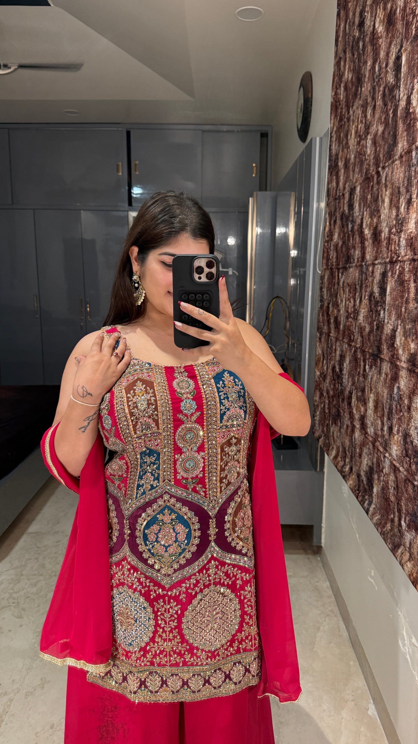 Maahi set