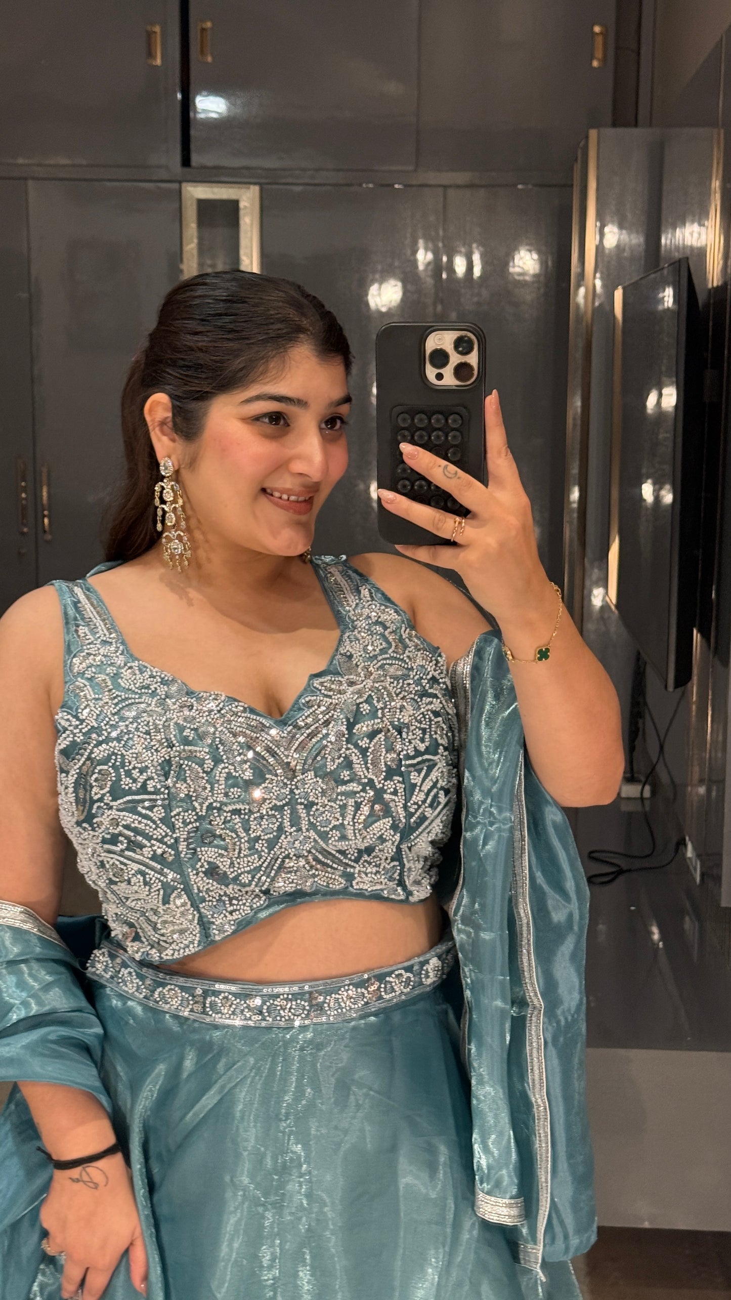 Kashmira lehenga
