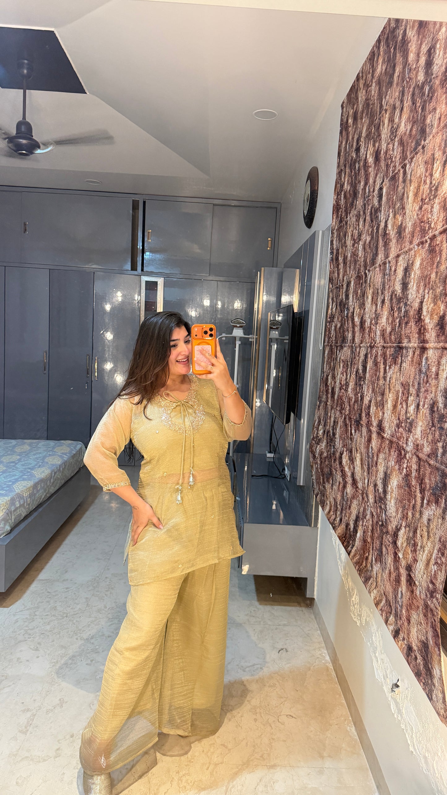 Zari Circle neck set
