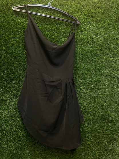 black long top