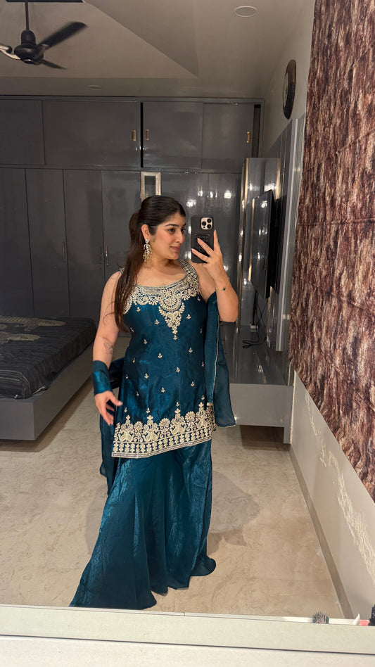 Rekha set