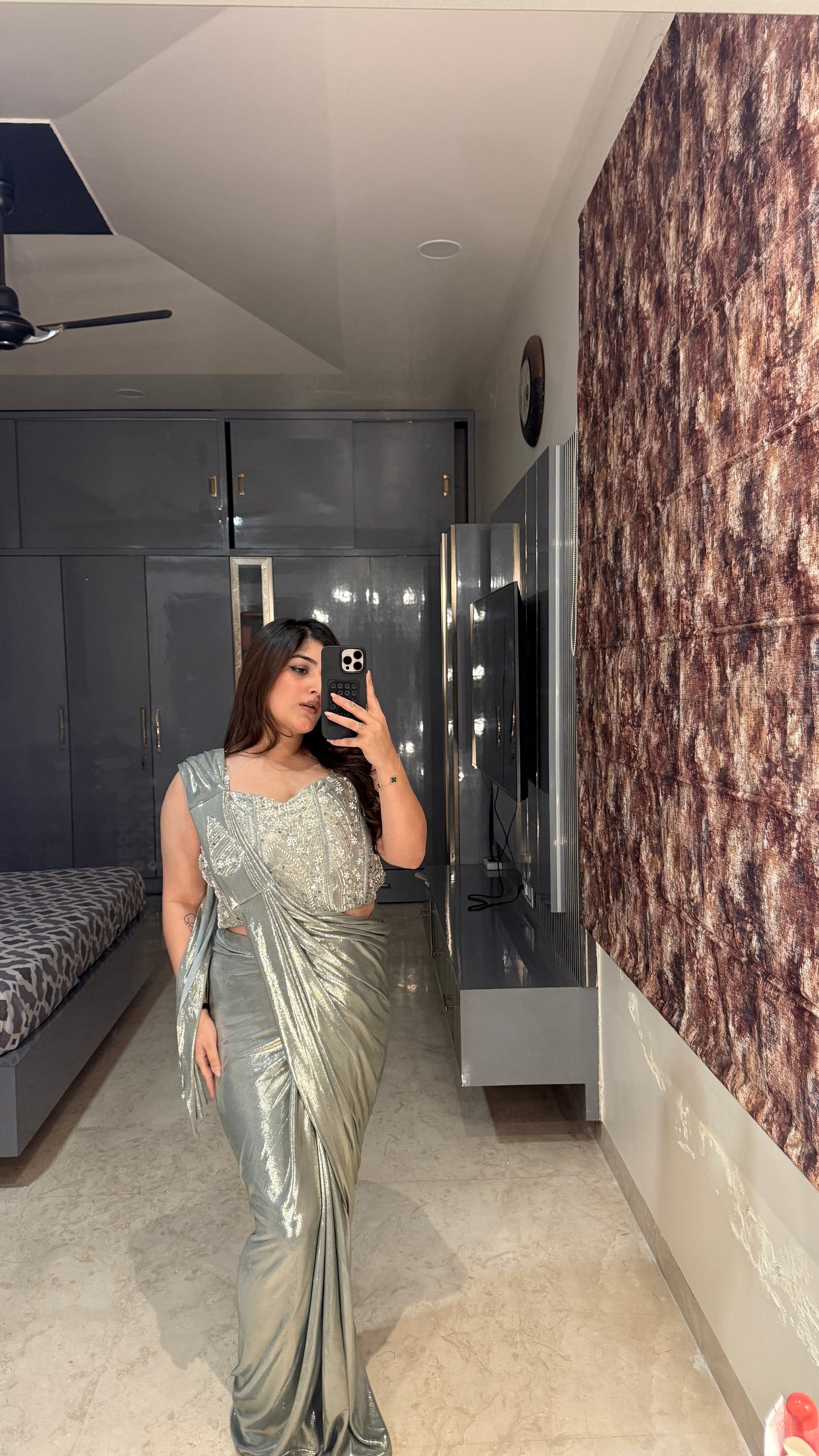 Slivergreen Metallic saree