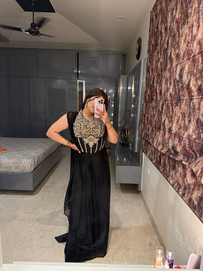 Corset detail saree(black)