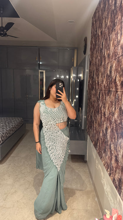 Heavy pallu saree