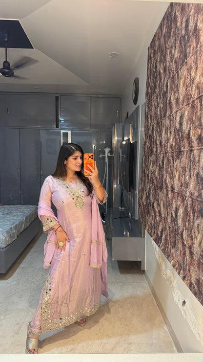 Aaina Kurta set