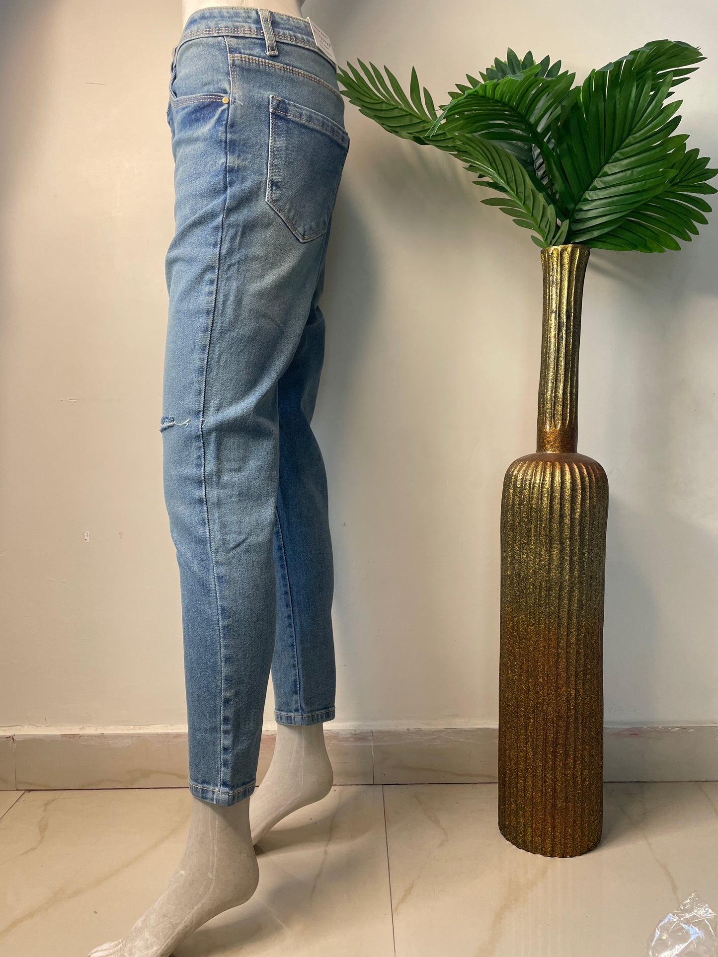 Skinny fit blue jeans(ankle length)
