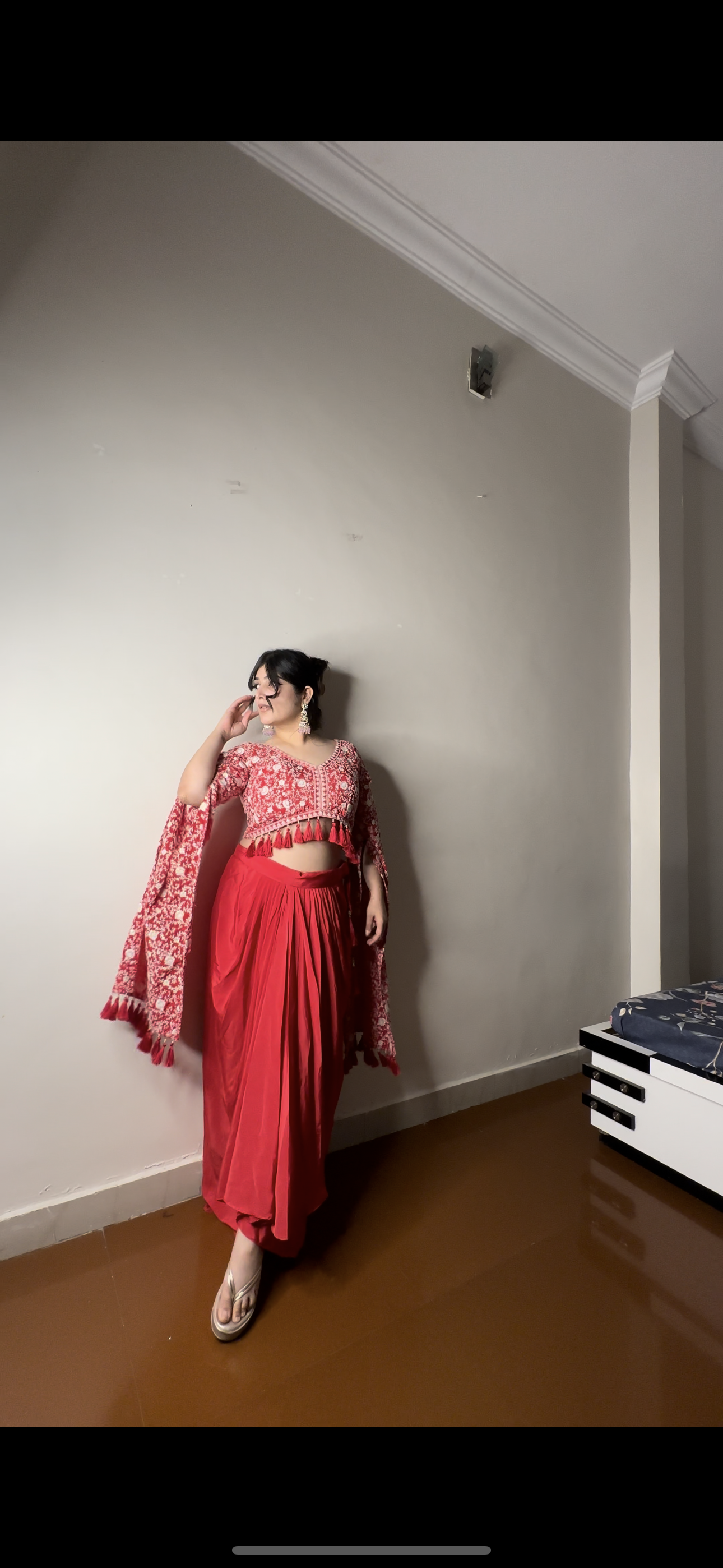 Thread work long sleeves