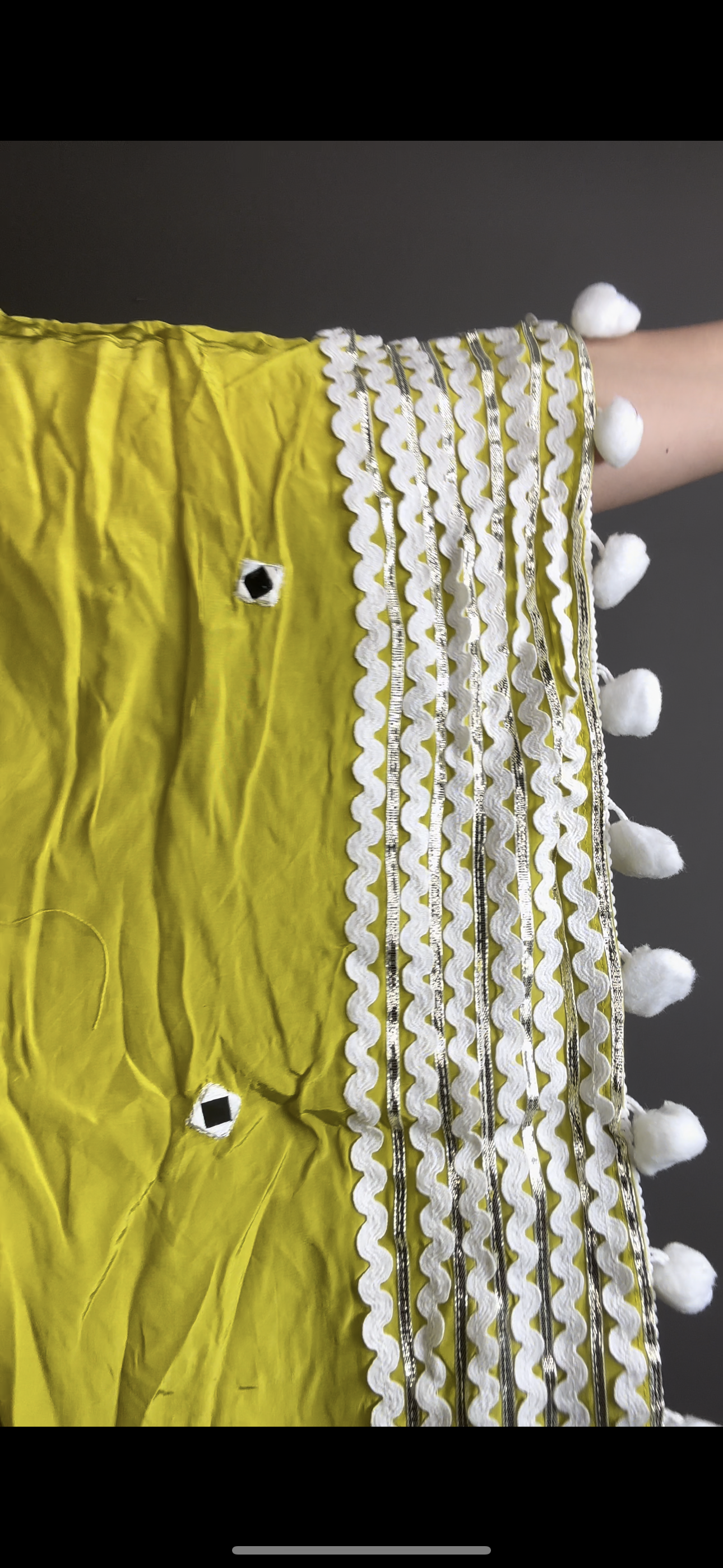 Neon trendy pompom kaftan