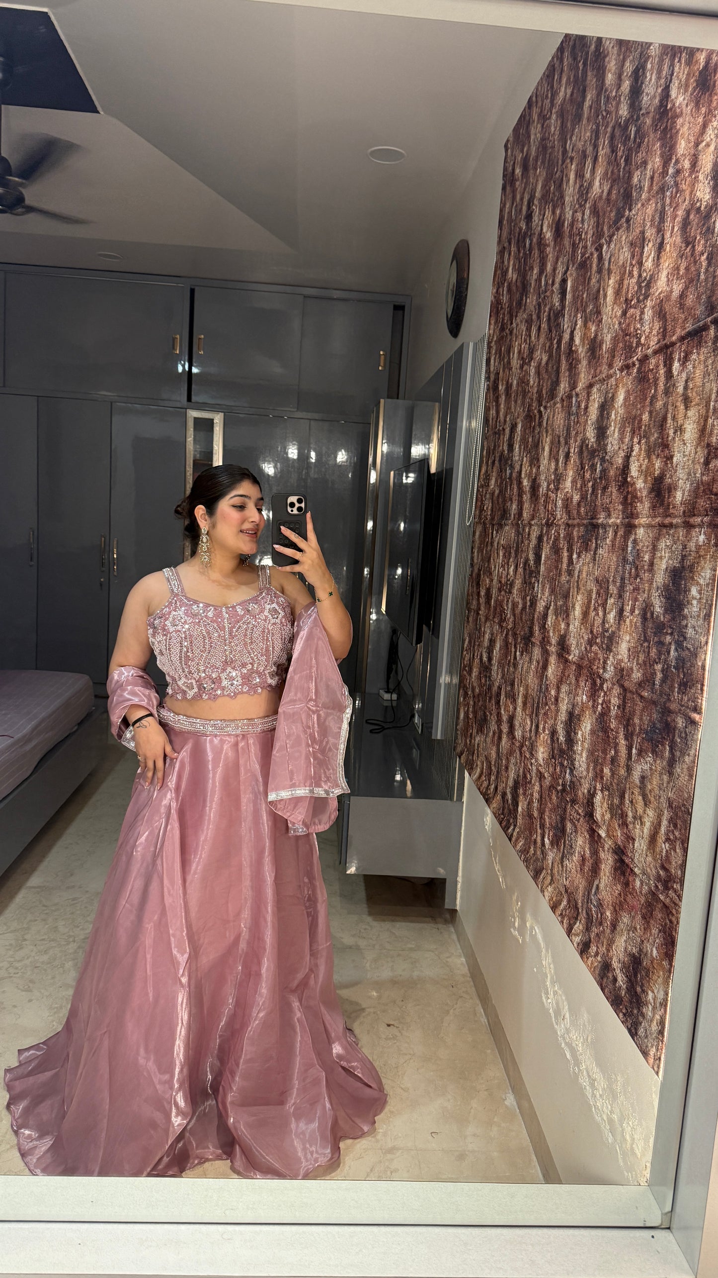 Kashmira lehenga