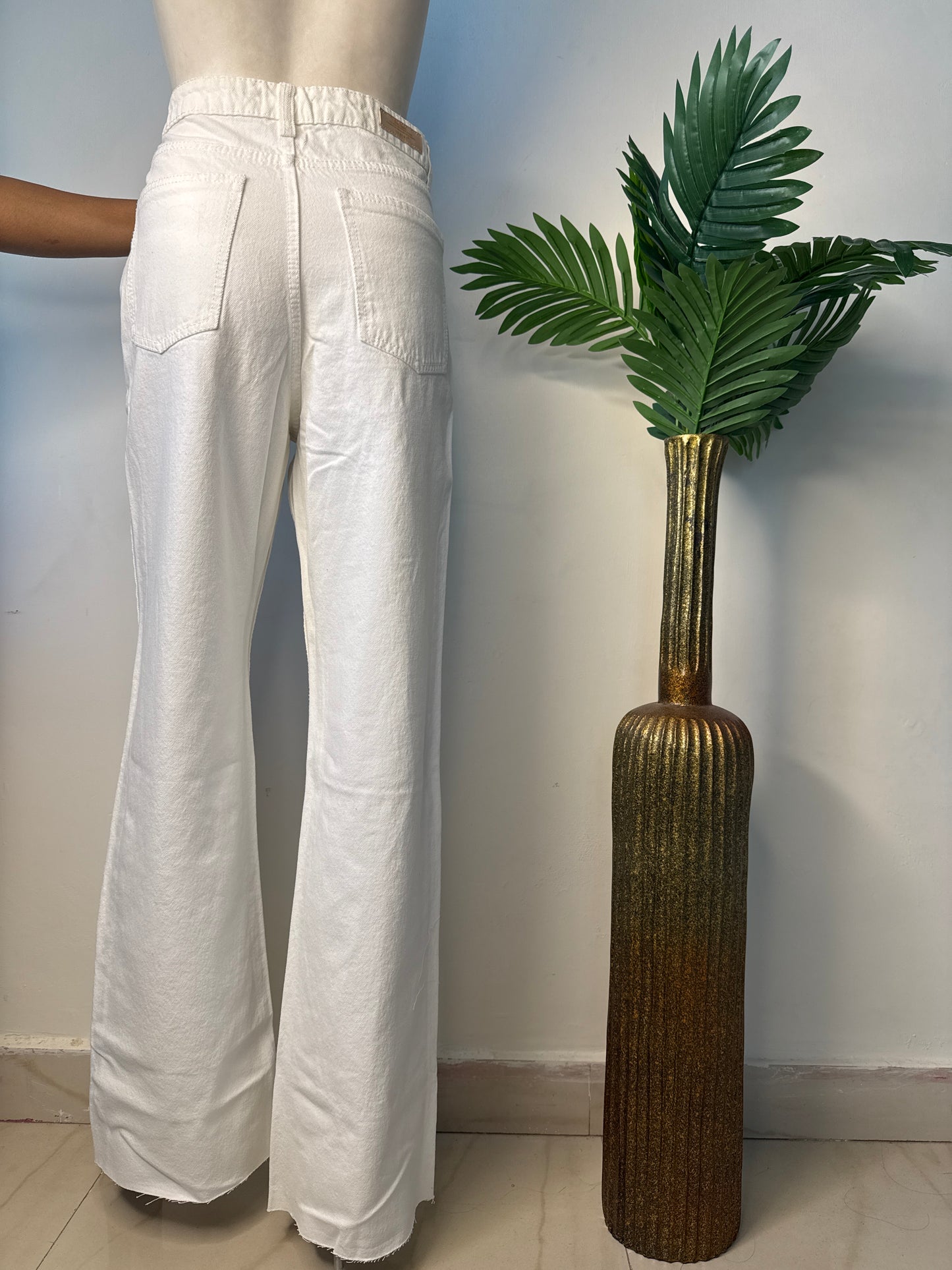 Long white wideleg 585