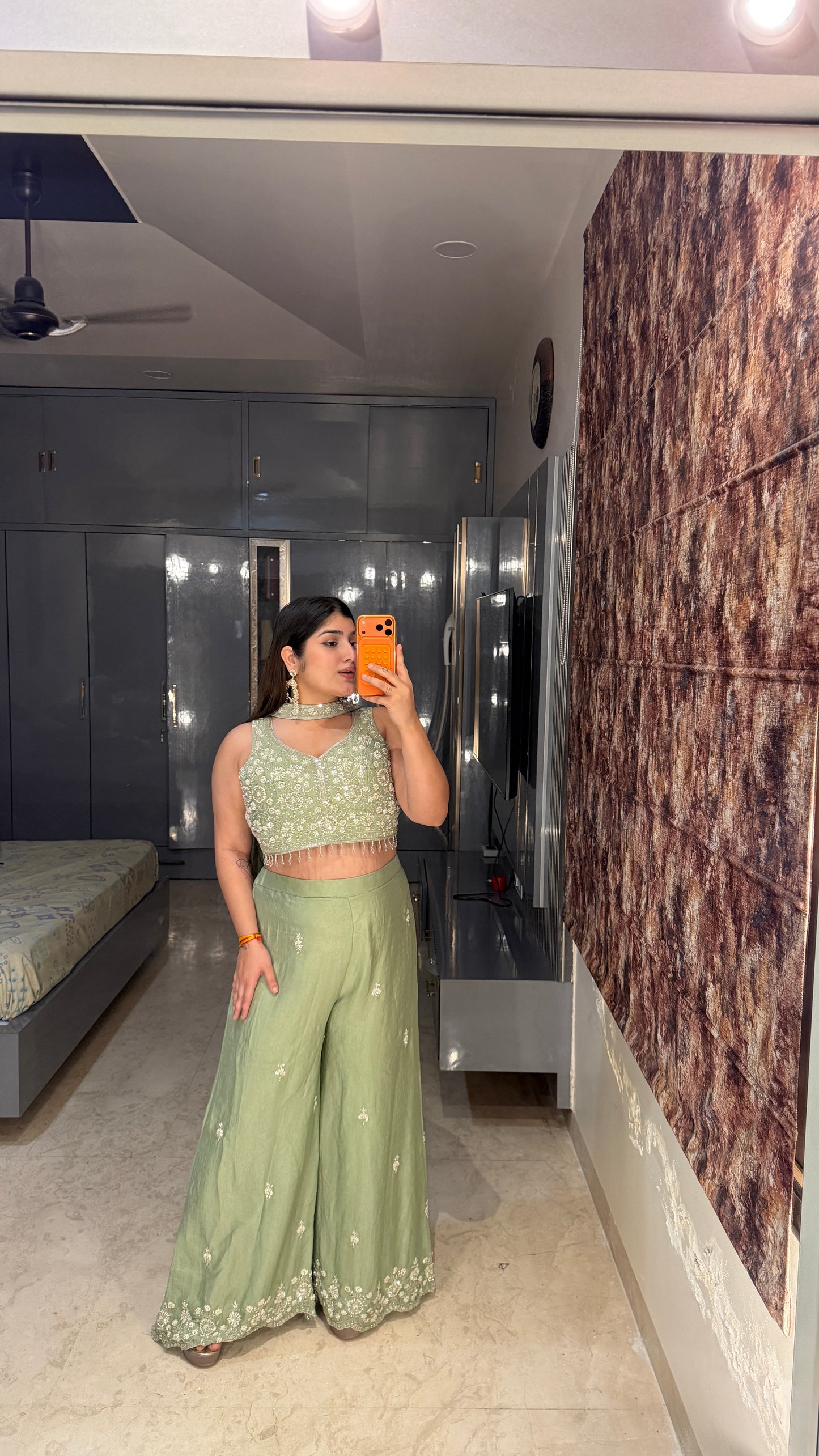 Resham plazo