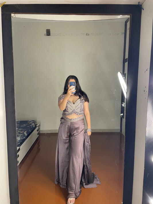 Plazo with shoulder cape