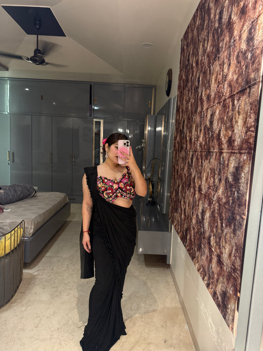 Bomb hand 3d work saree