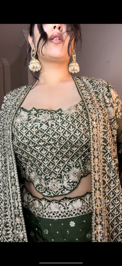 Ruhi lehenga