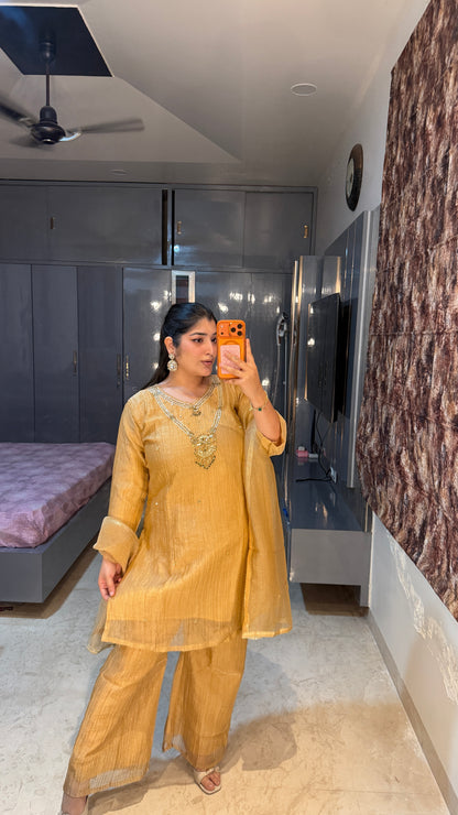 Faiza set