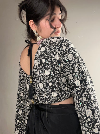 Thread work long sleeves