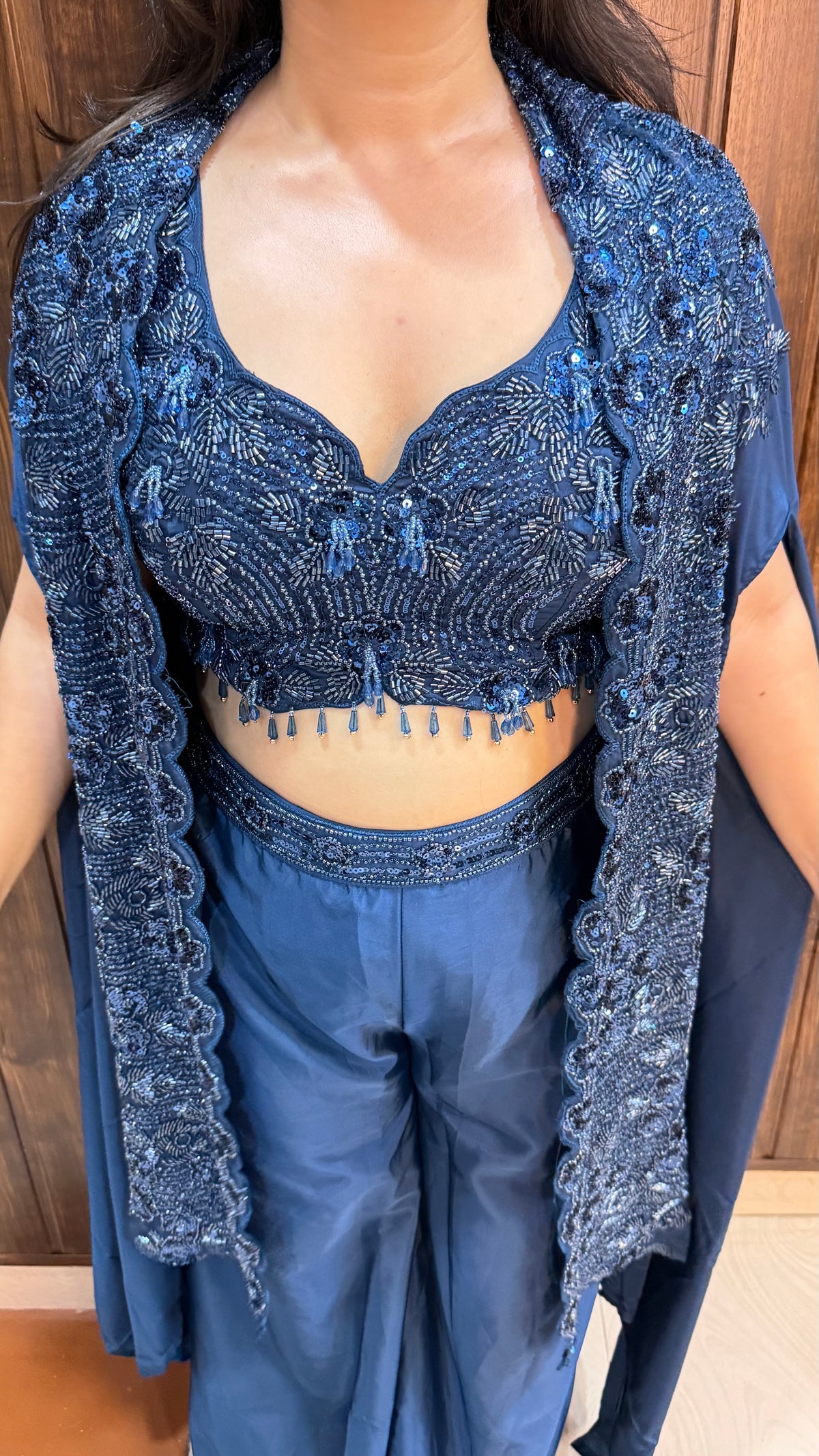 Maya shrug set