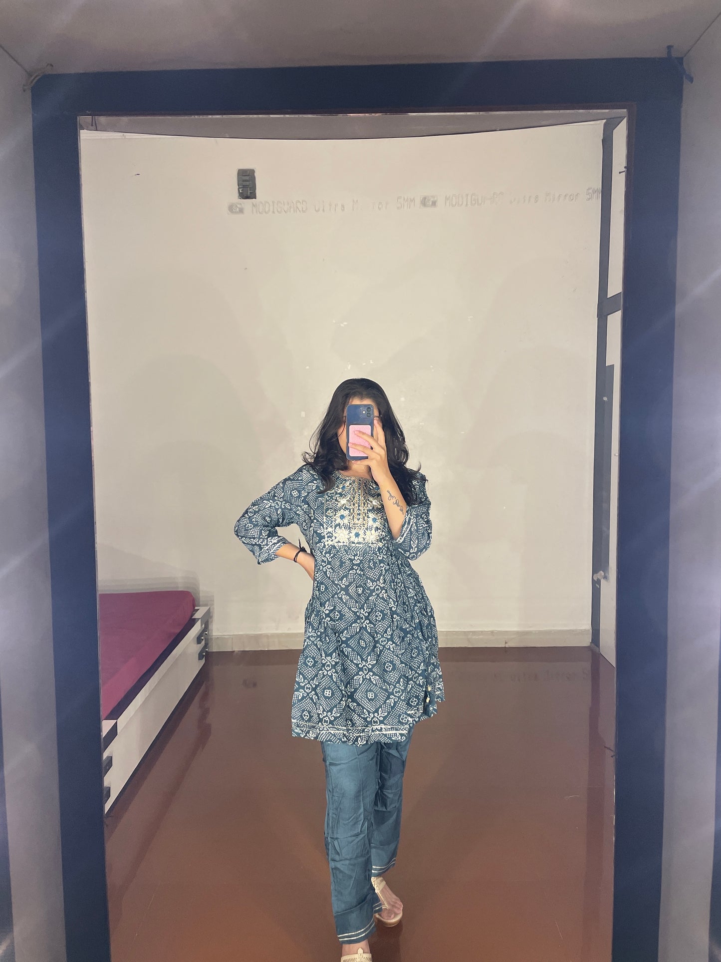 Short kurti and pant