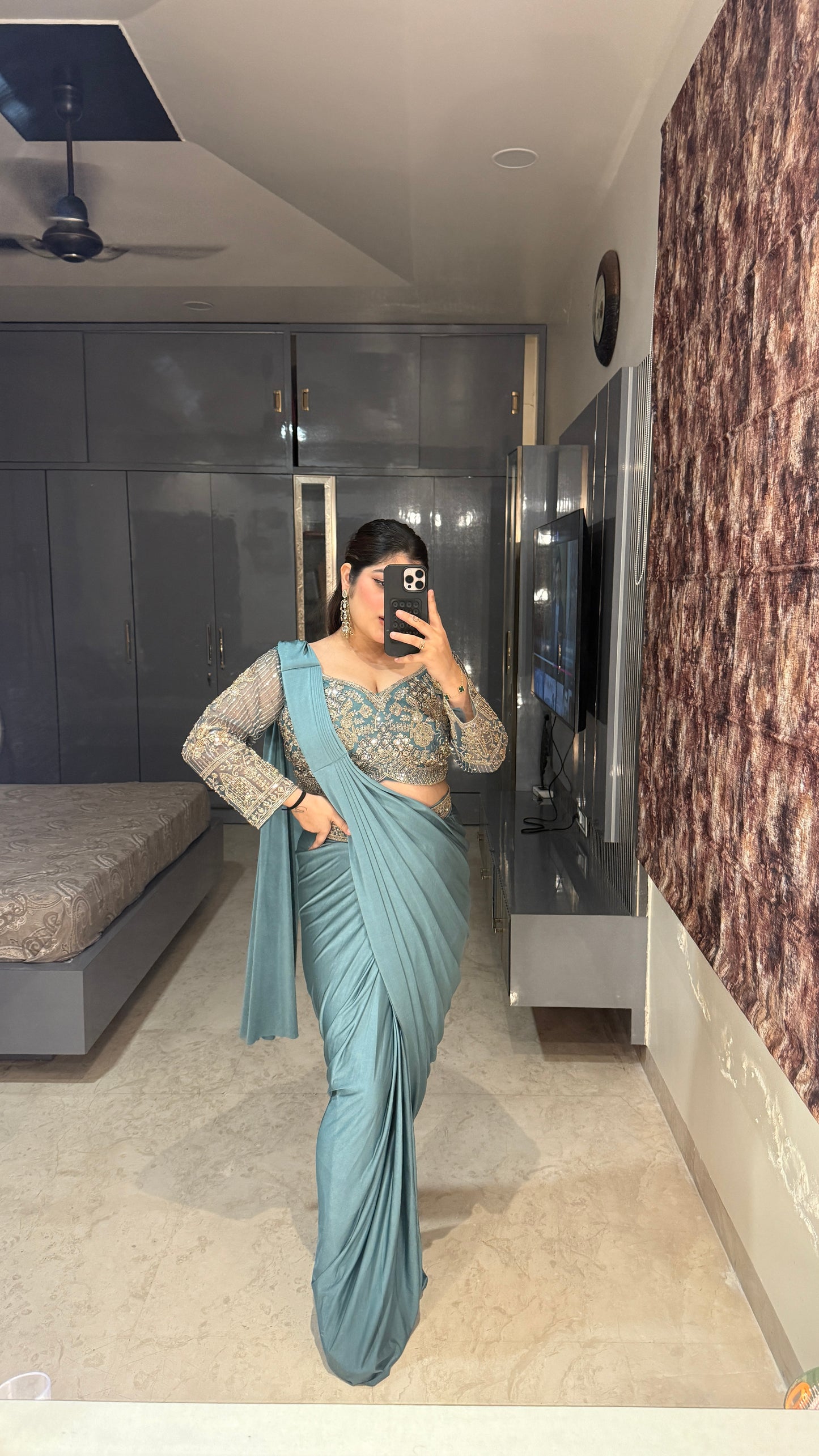 Sunehri saree