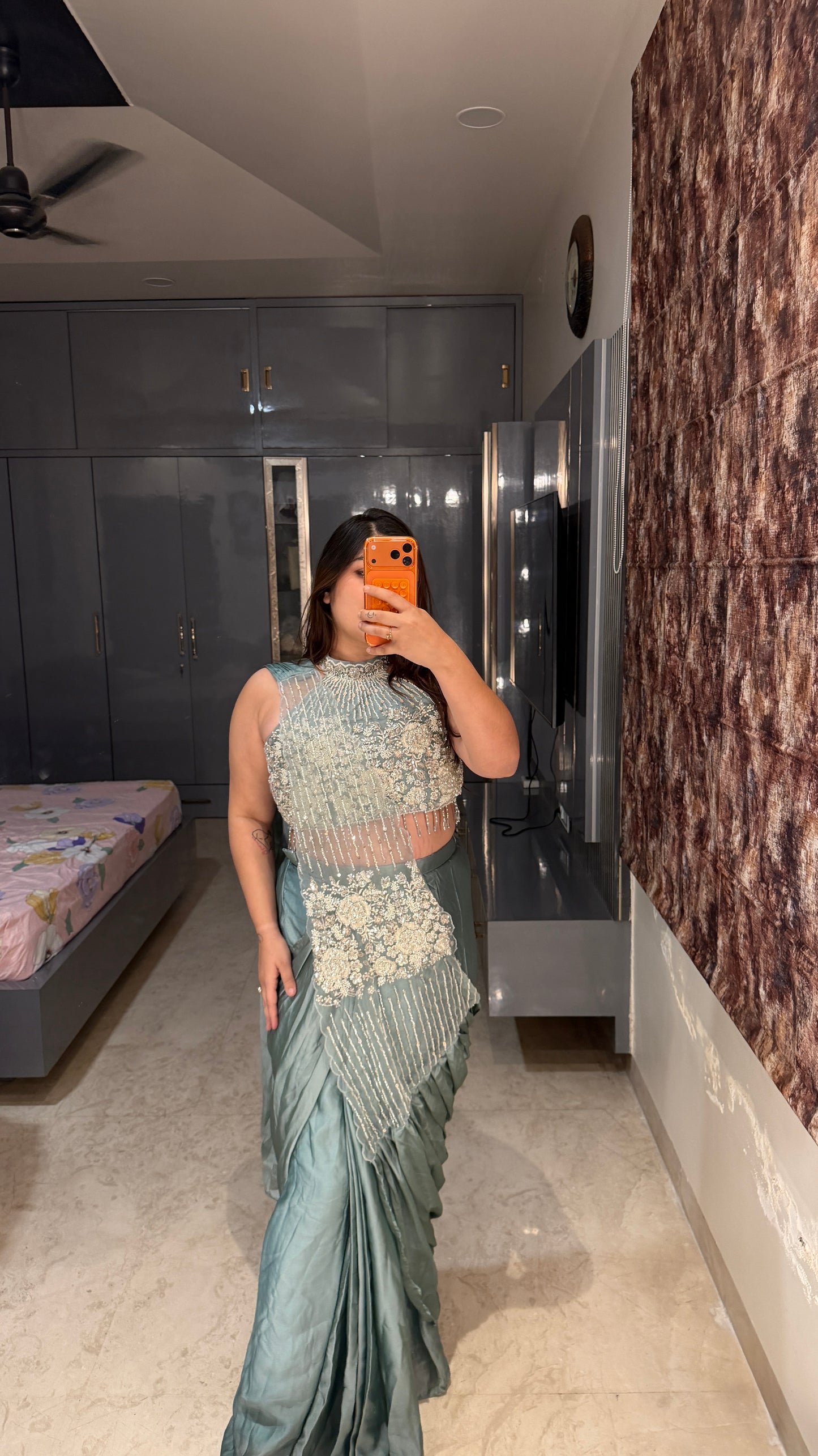 Shabnam saree