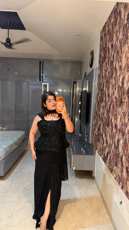 Shanaya Black